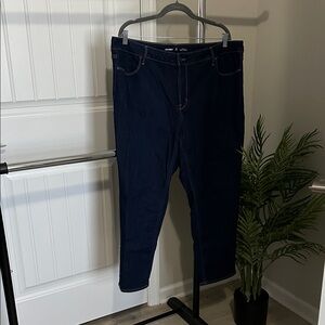 Old Navy Women's Deep Indigo Straight Leg Jeans